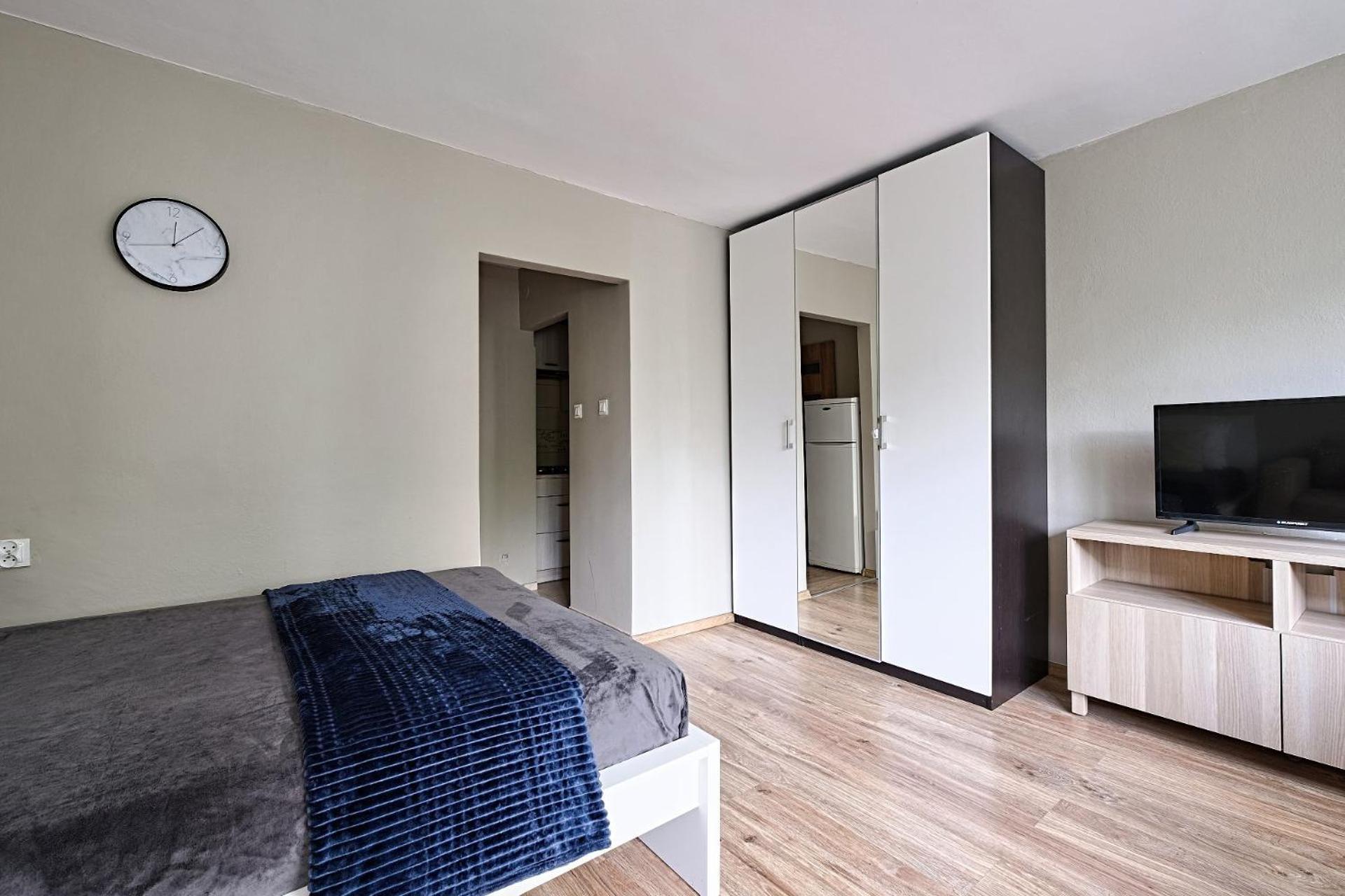 Urbannestgroup - City Center Cozy Studio - Bagno 7 Варшава Екстер'єр фото