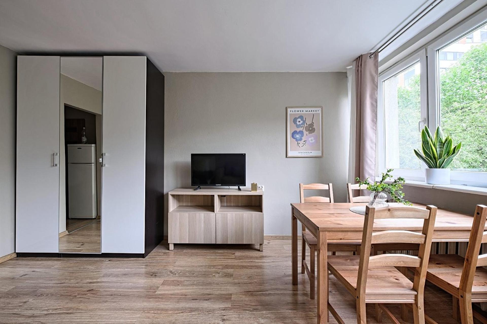 Urbannestgroup - City Center Cozy Studio - Bagno 7 Варшава Екстер'єр фото